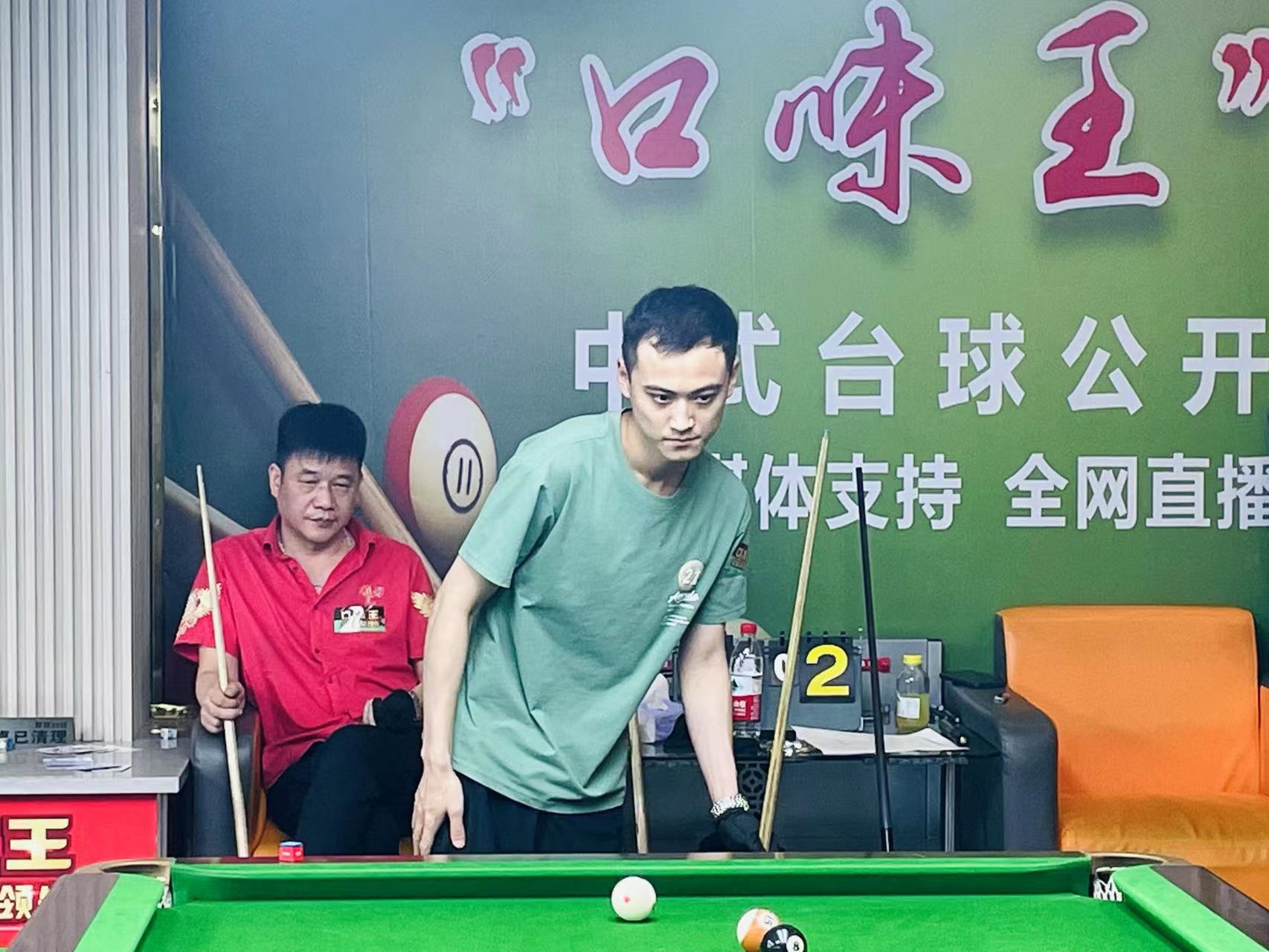 们展现出一 们展现出一