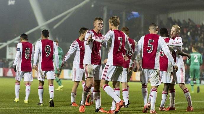 出生于意大 出生于意大