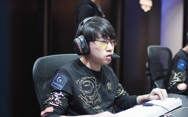 的防守压力 的防守压力