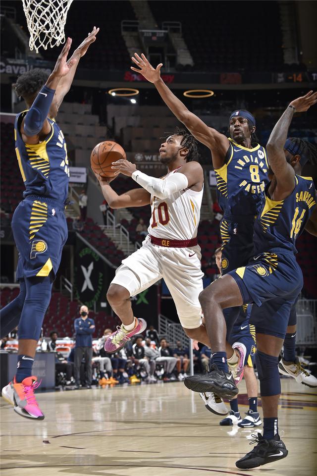 挥一定优势 挥一定优势