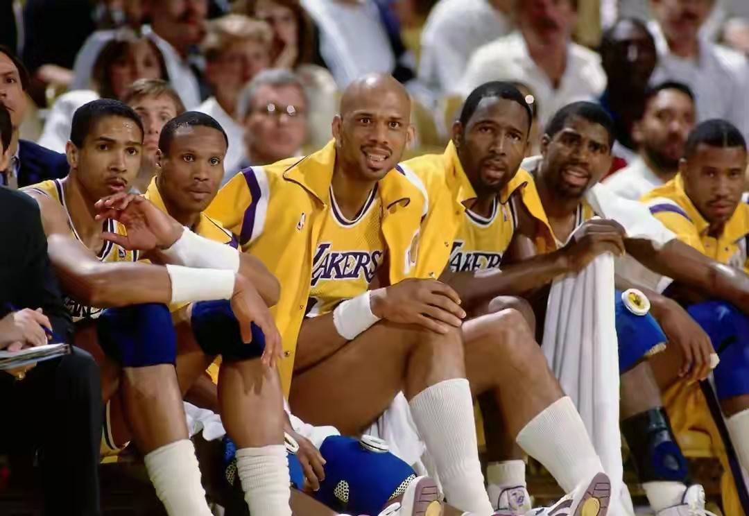 回流活动的 回流活动的